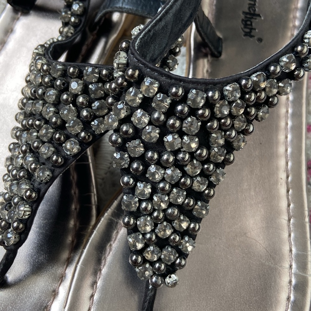 Sandals - Picture 2 of 3